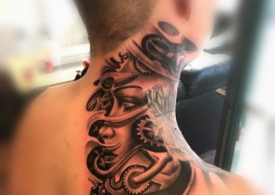 Tattoo Nacken