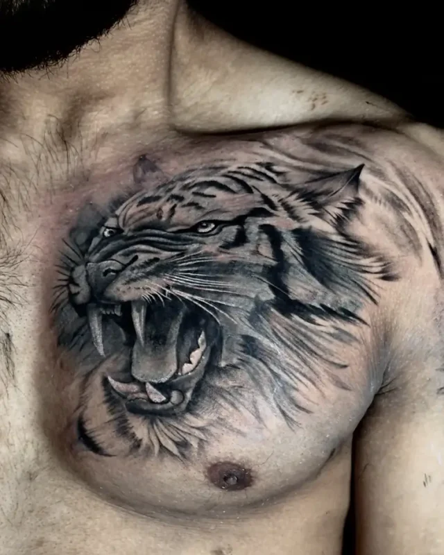 Cover-Up an der Brust